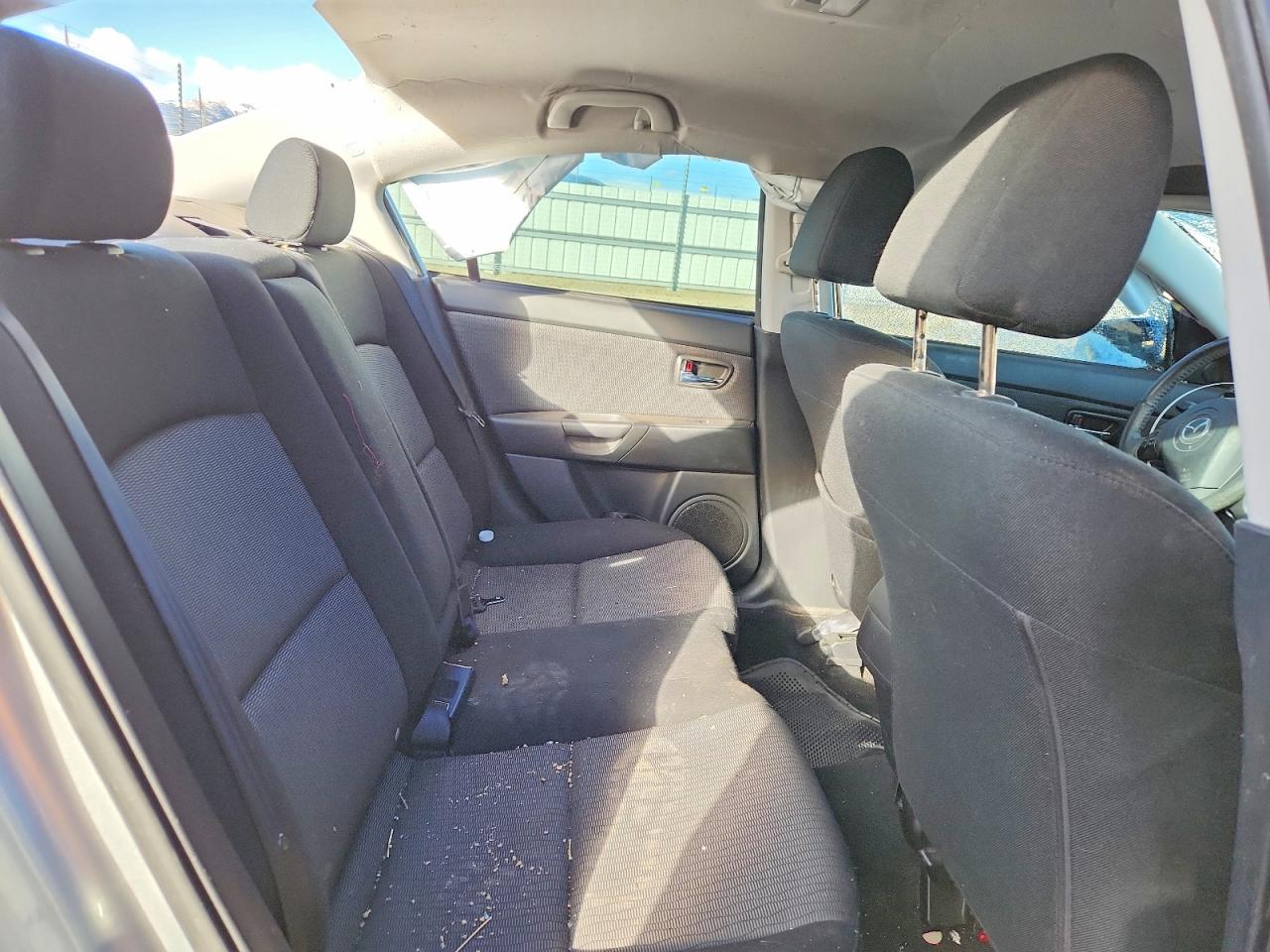 Mazda 3 I