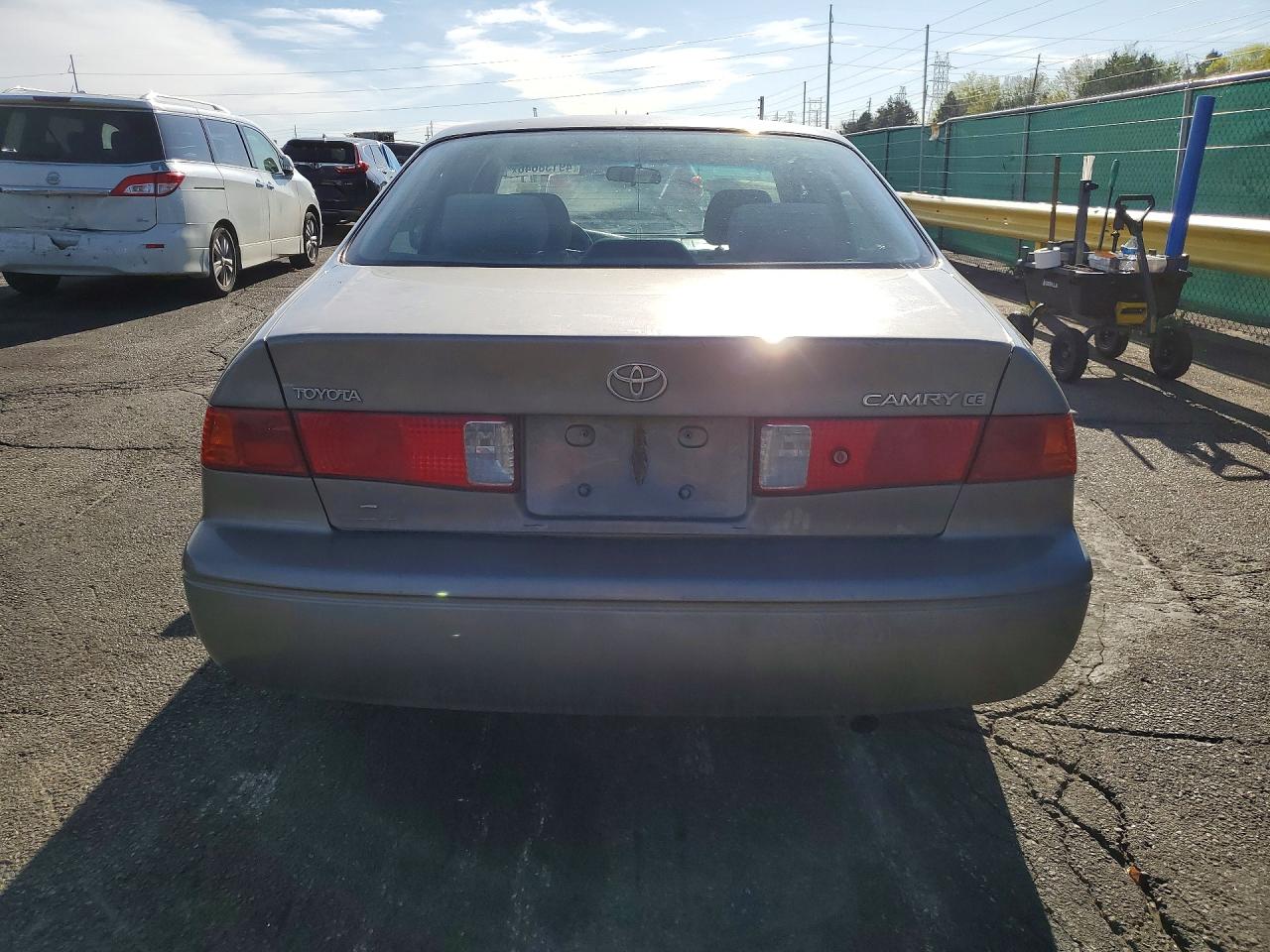 Toyota Camry Ce