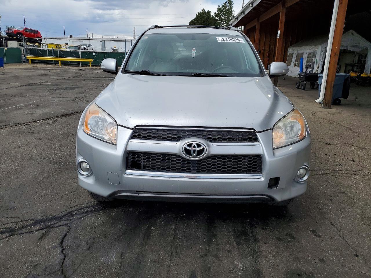 Toyota RAV4 Limited