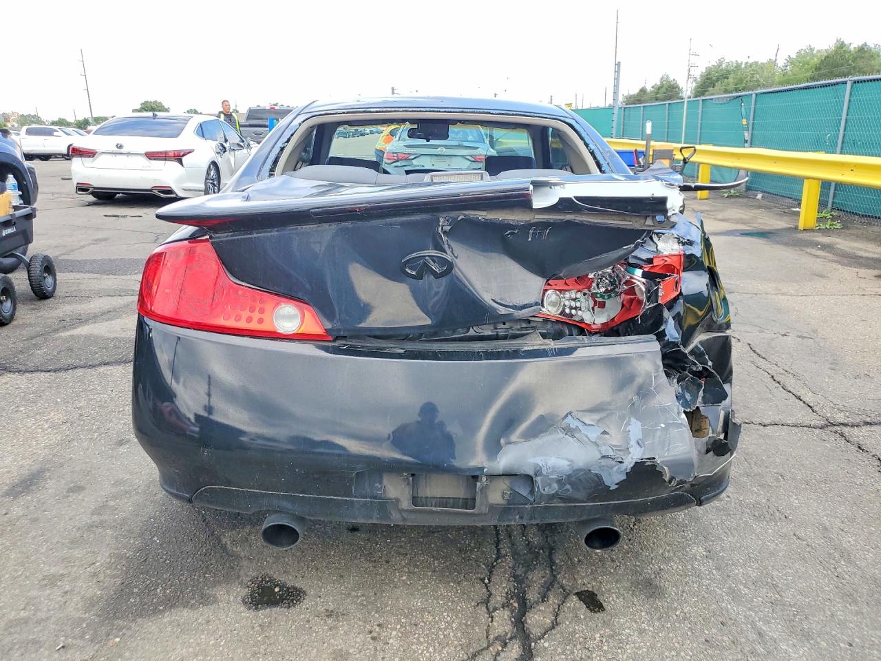 INFINITI G35 Base Base