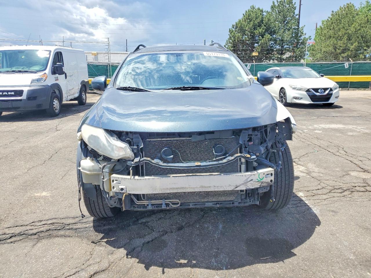 Nissan Murano S