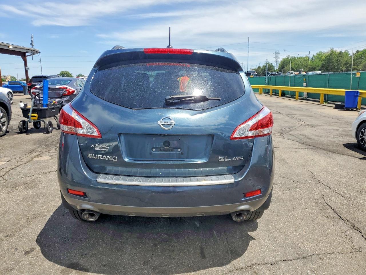 Nissan Murano S
