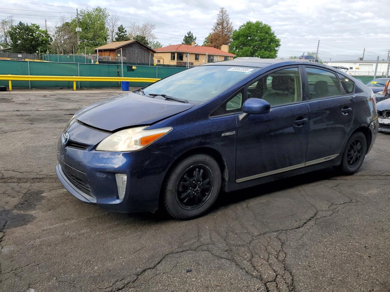 Salvage Toyota Prius Image