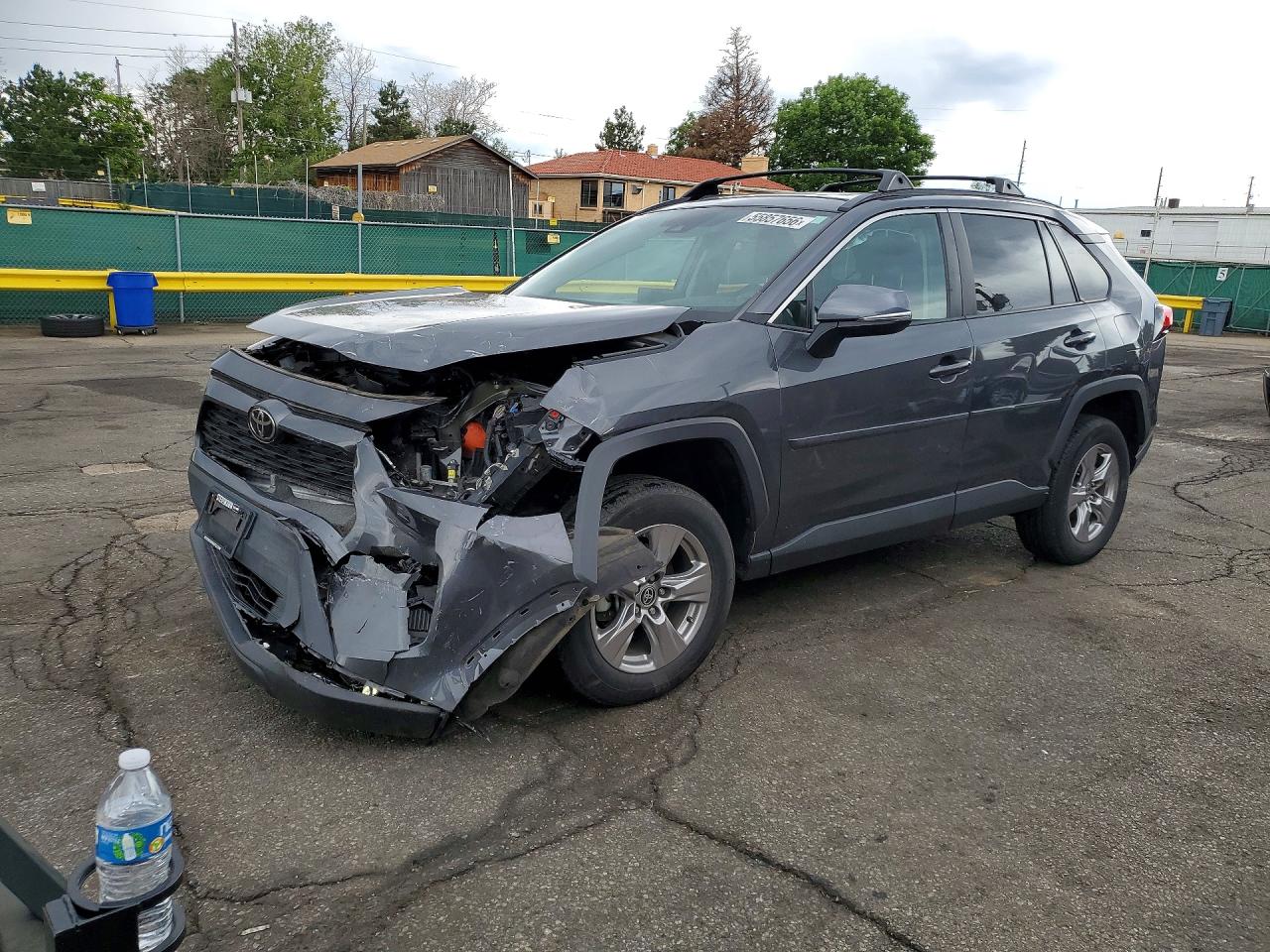 Salvage Toyota RAV4 Image