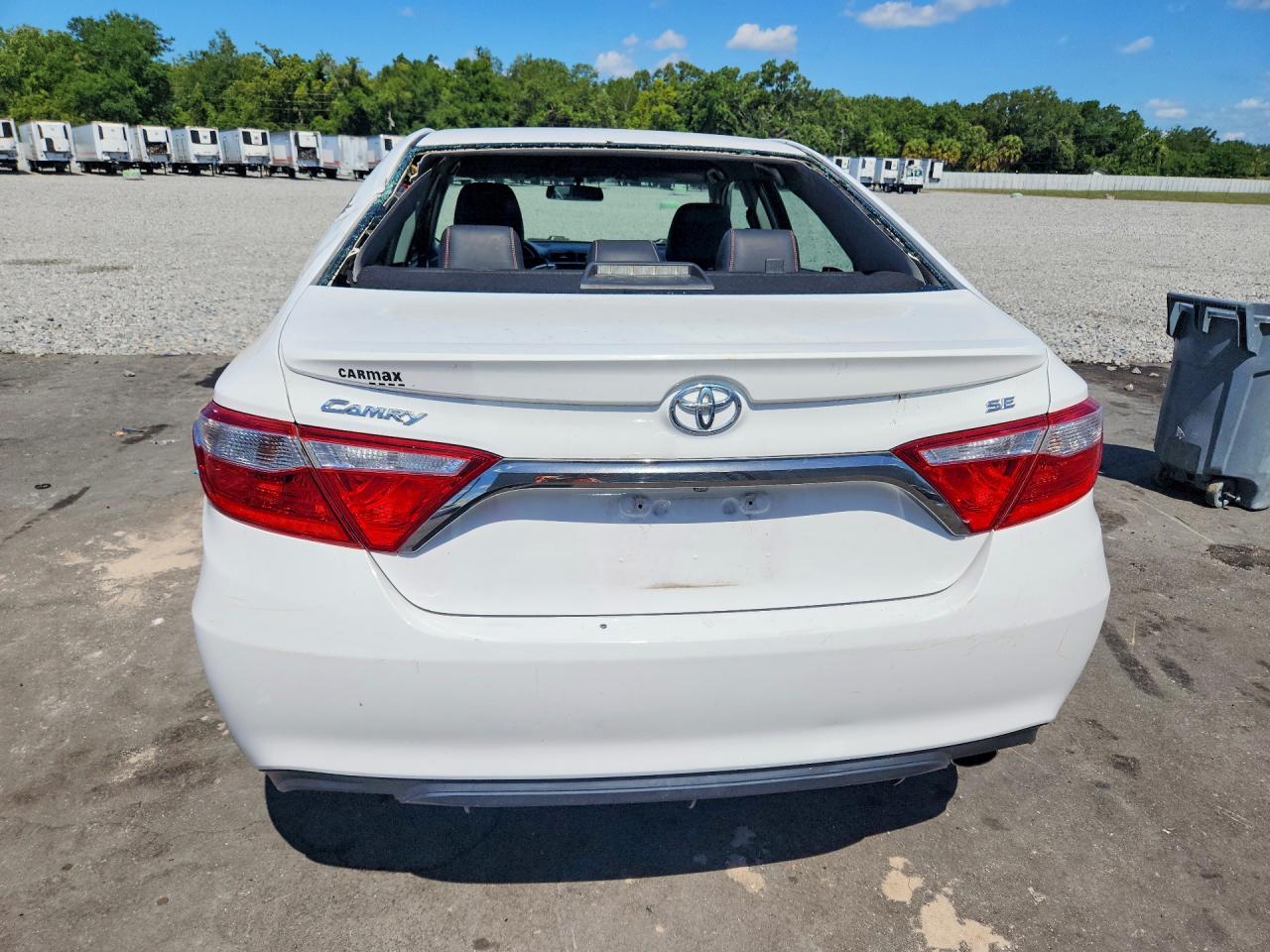 Toyota Camry Se