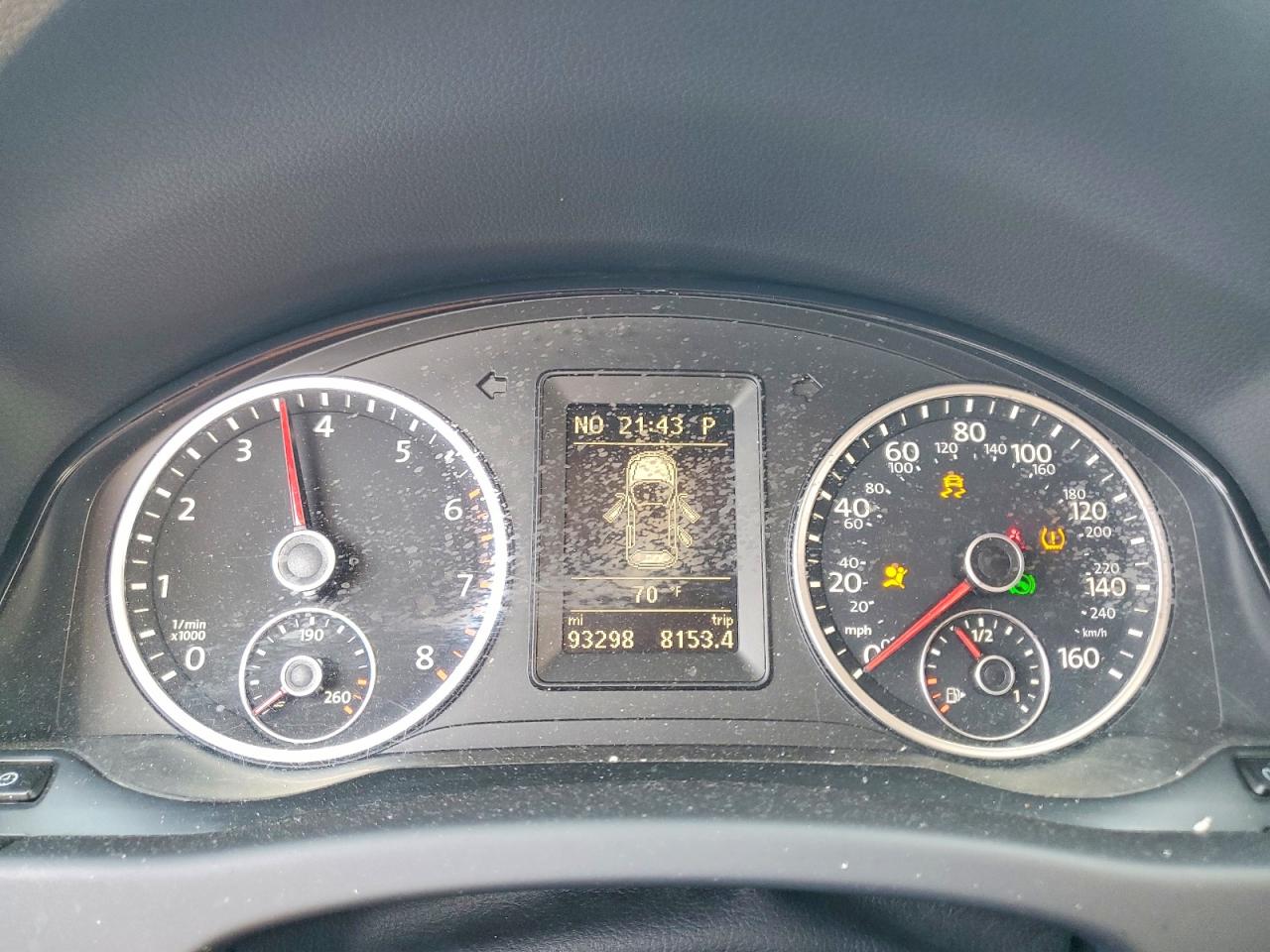Volkswagen Tiguan S