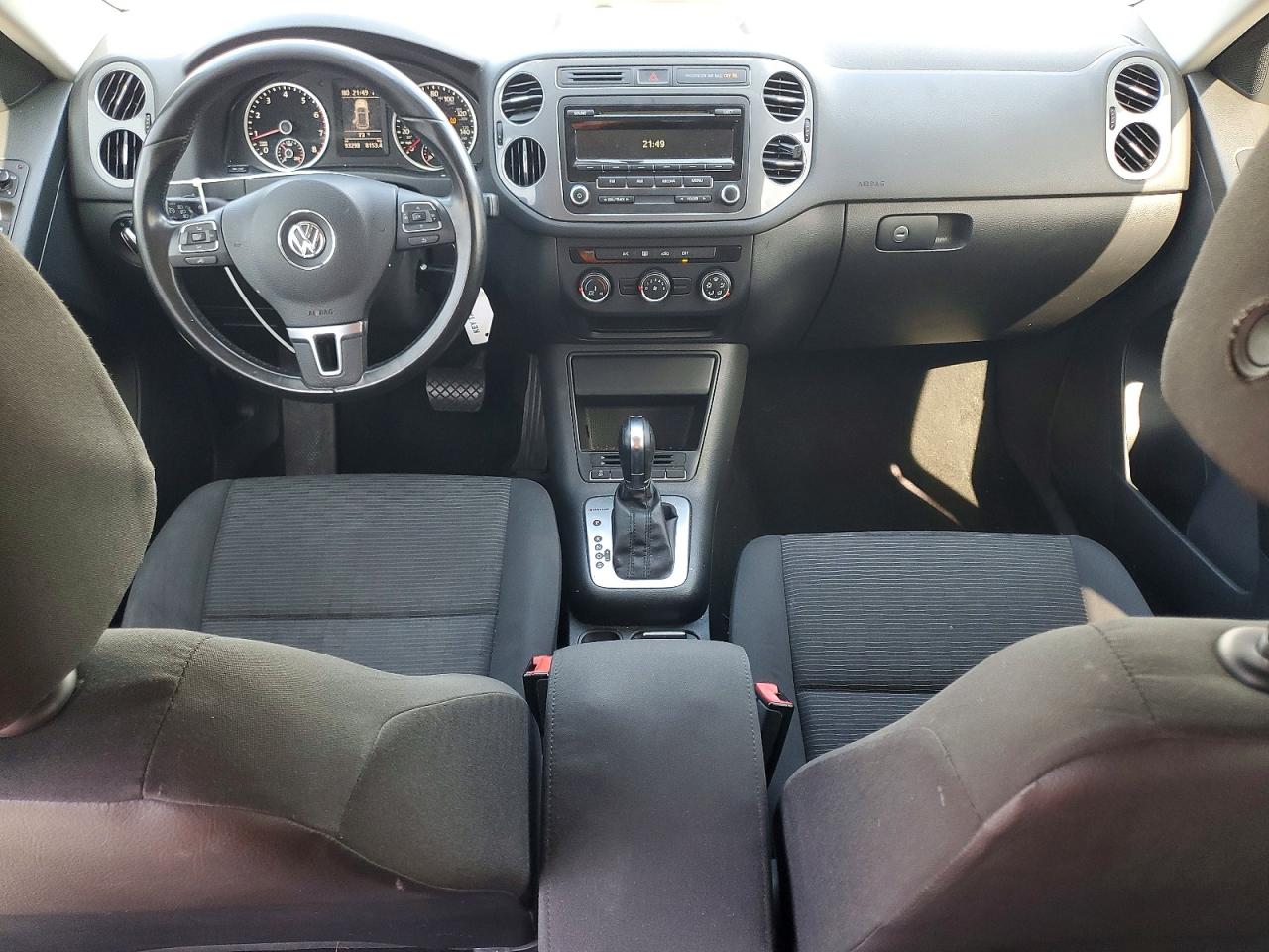 Volkswagen Tiguan S