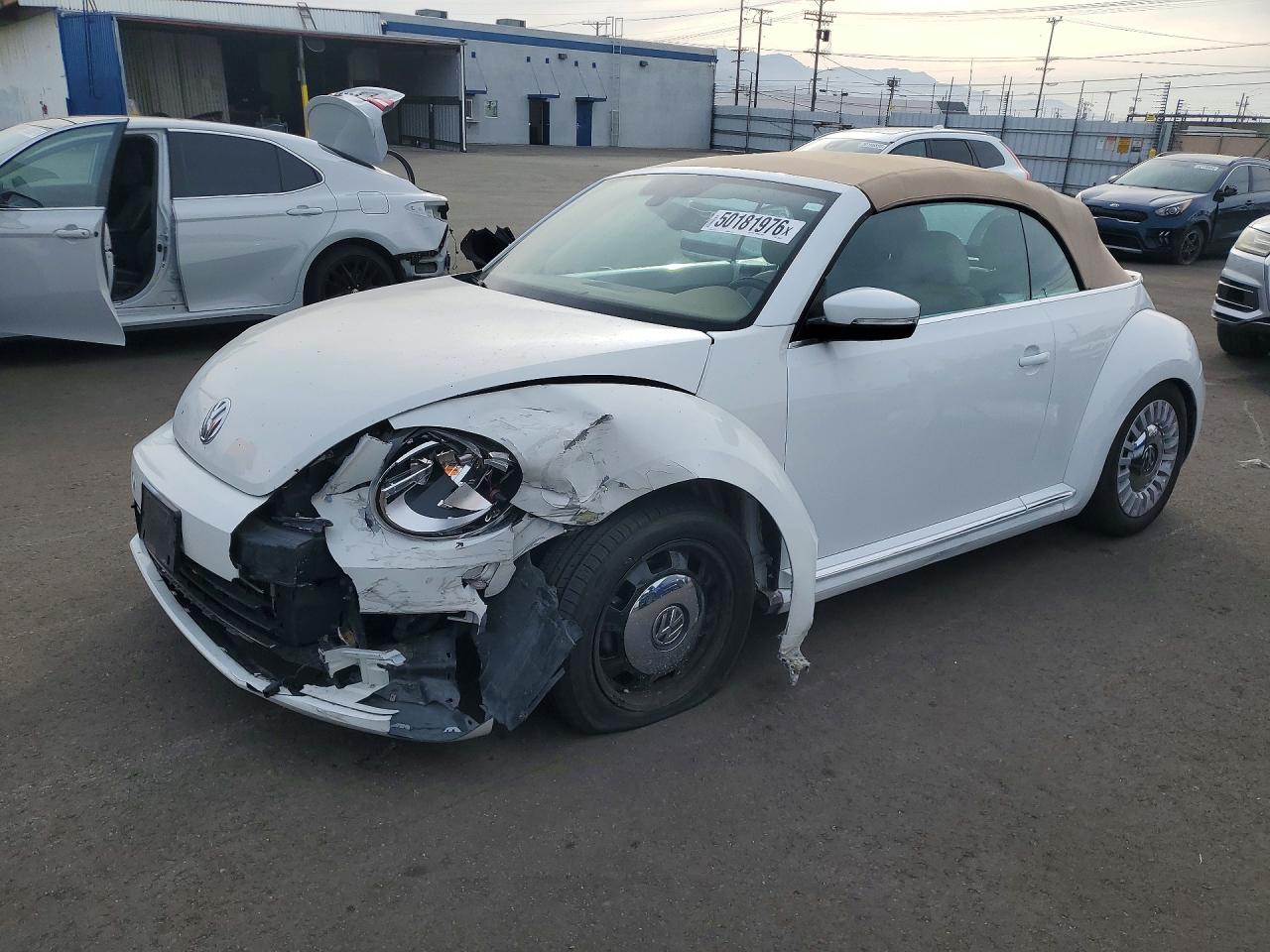 Salvage Volkswagen Beetle Image