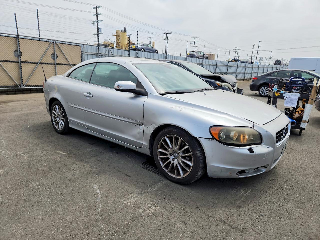 Volvo C70 T5