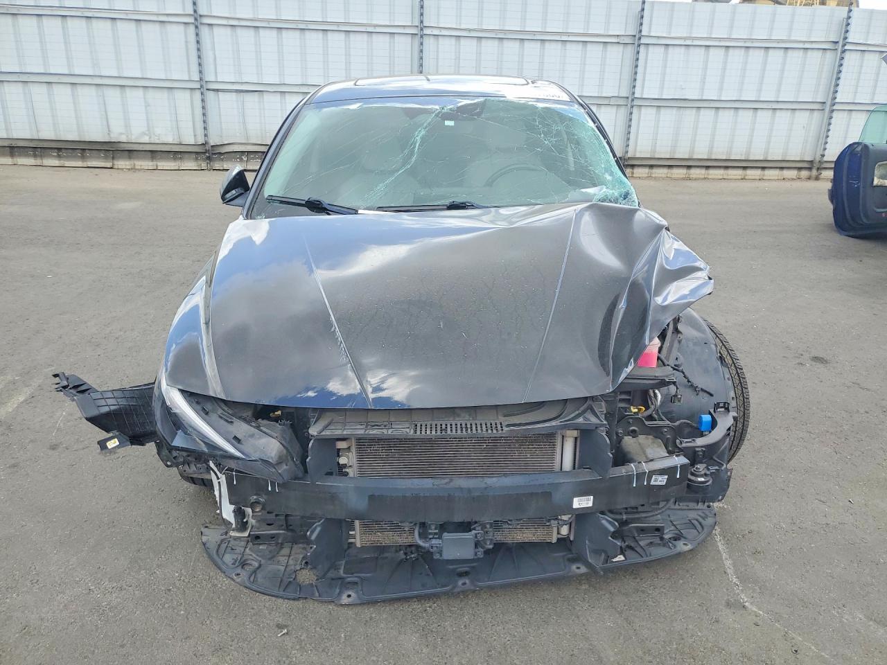 Hyundai ELANTRA Limited