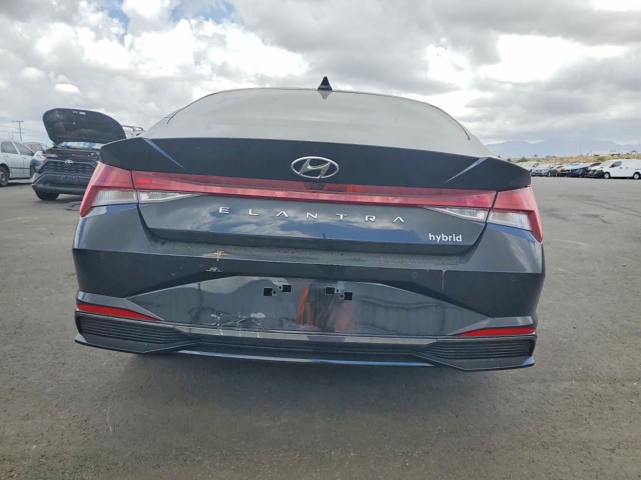 Hyundai ELANTRA Limited