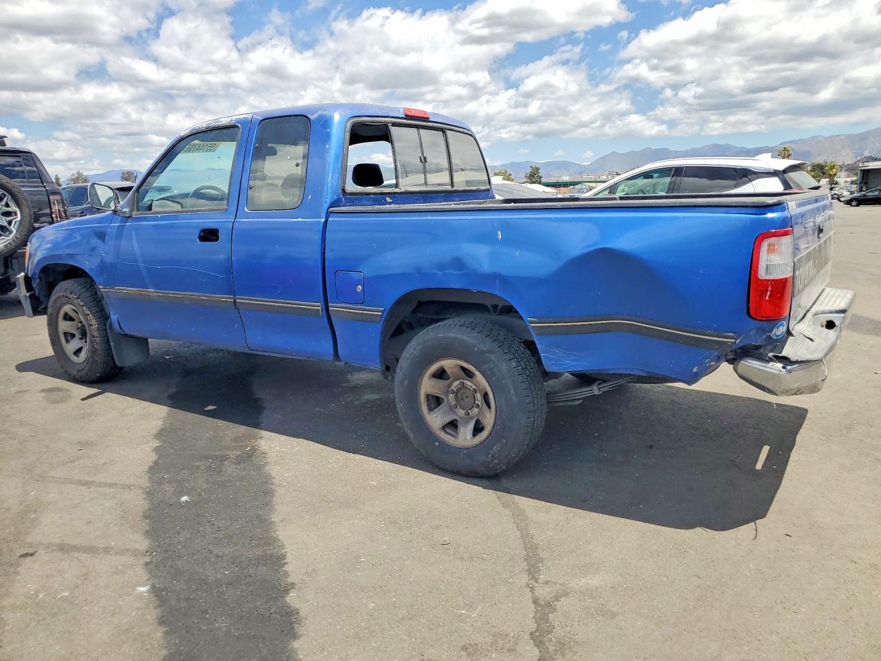 Toyota T100 Dx