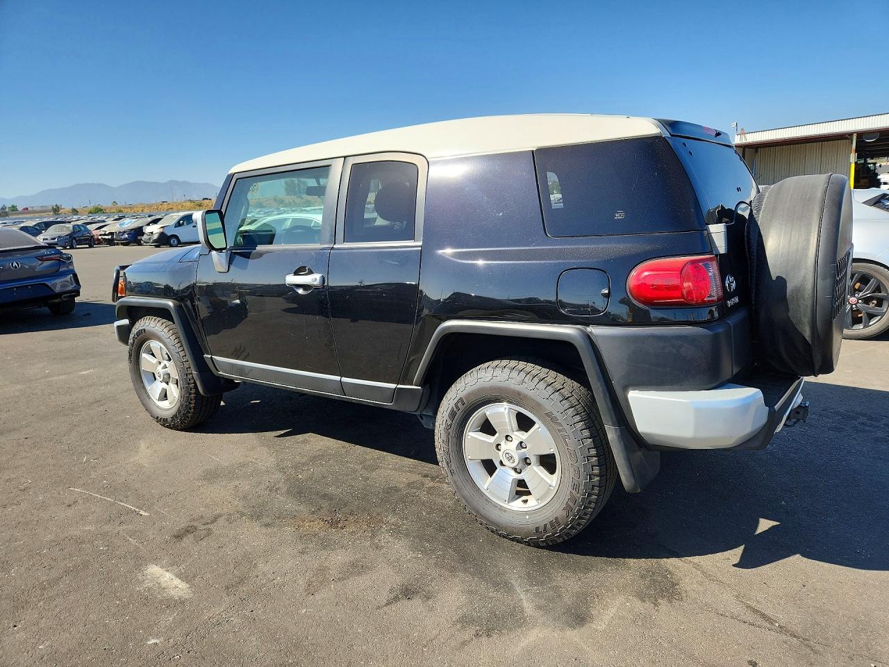 Toyota FJ Cruiser Base