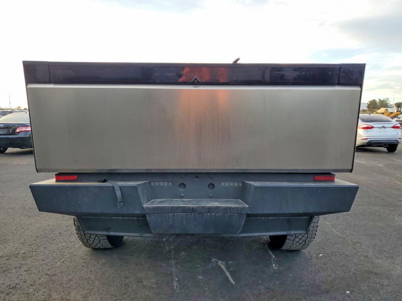 Tesla Cybertruck