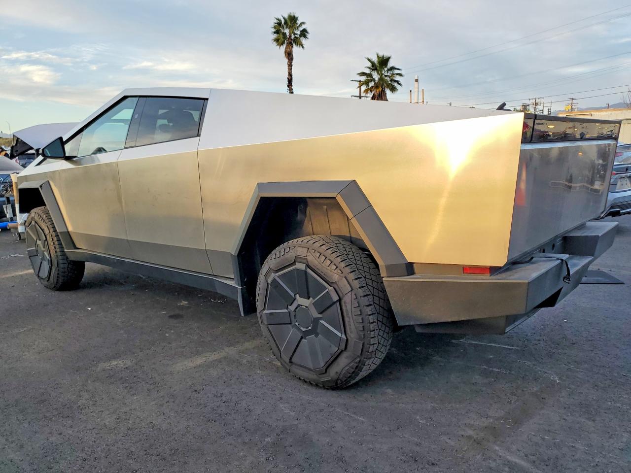 Tesla Cybertruck