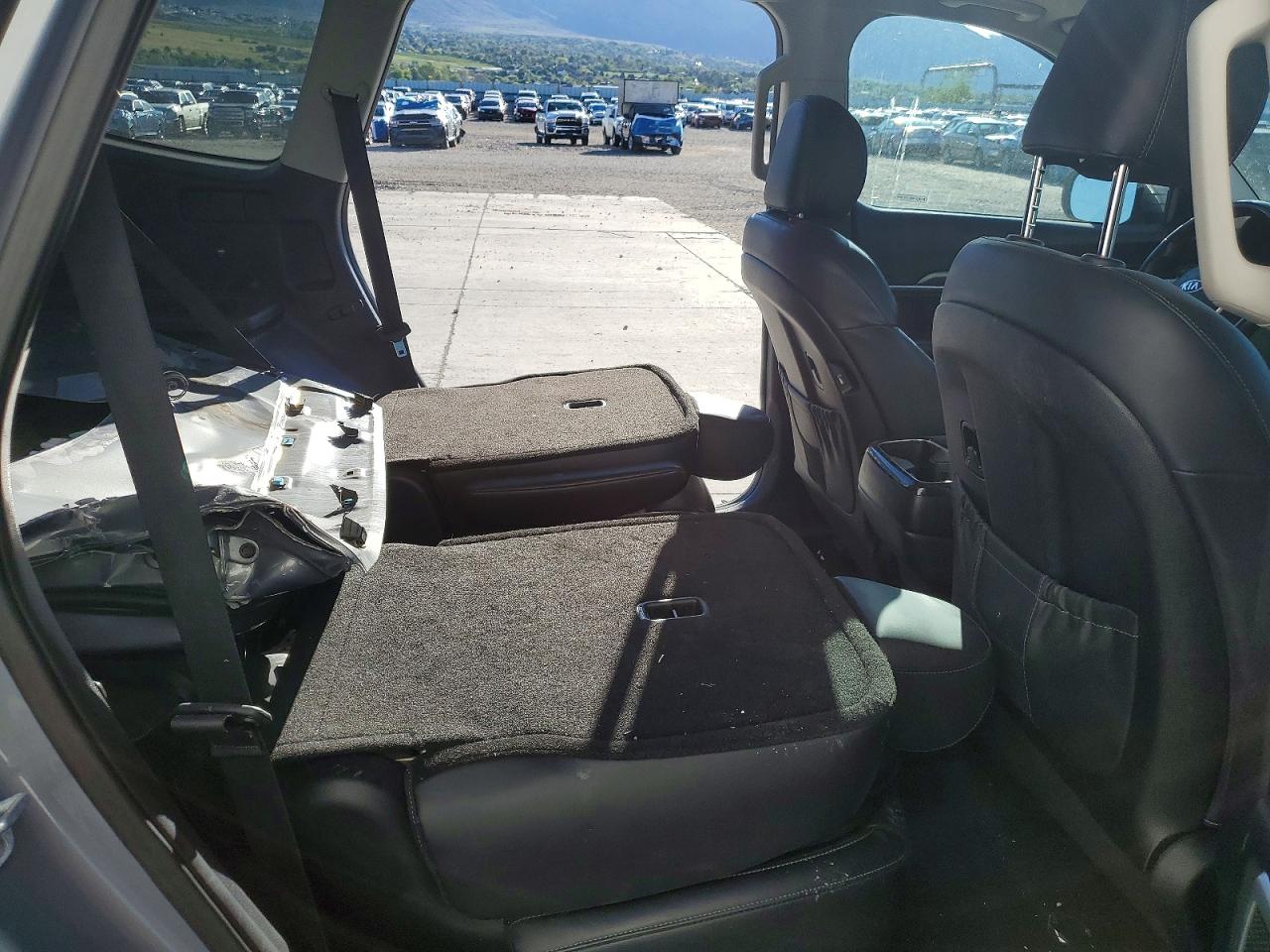 Kia Telluride S