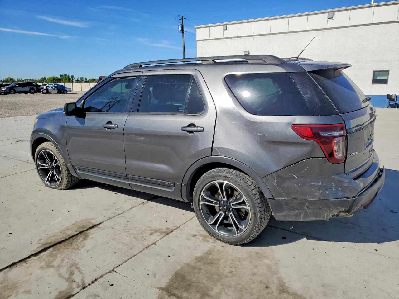 Ford Explorer Sport
