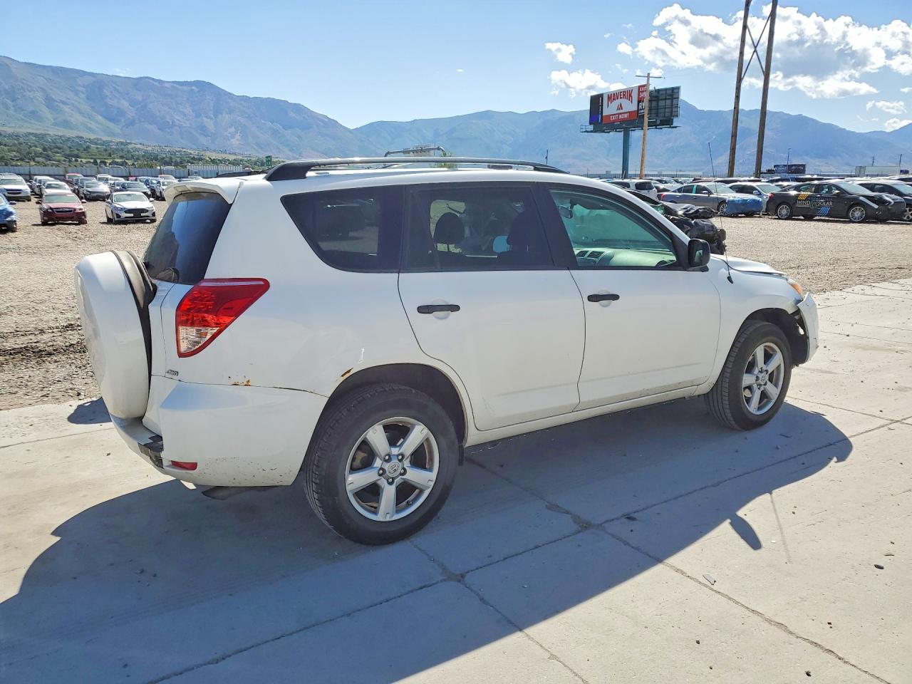 Toyota RAV4 Base