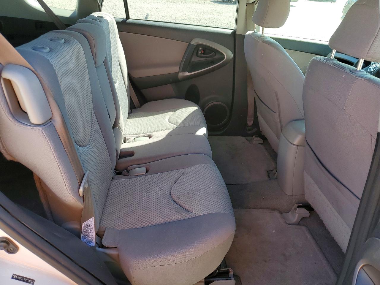Toyota RAV4 Base