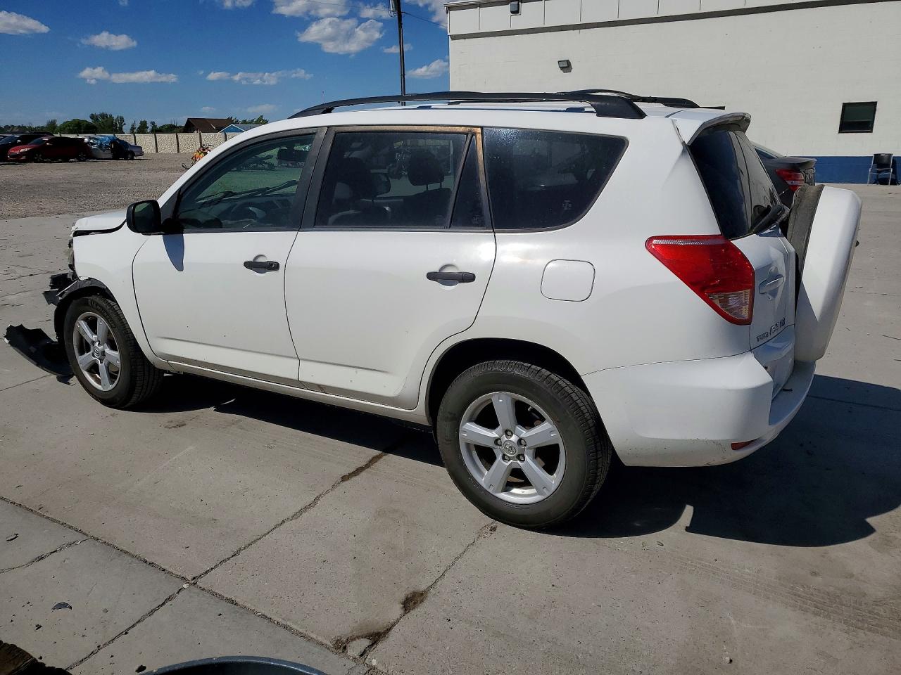 Toyota RAV4 Base