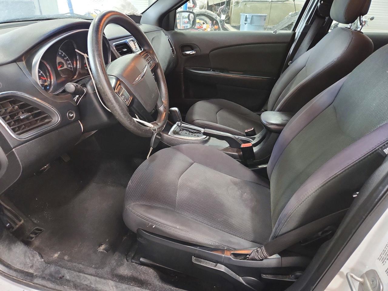 Chrysler 200 Lx