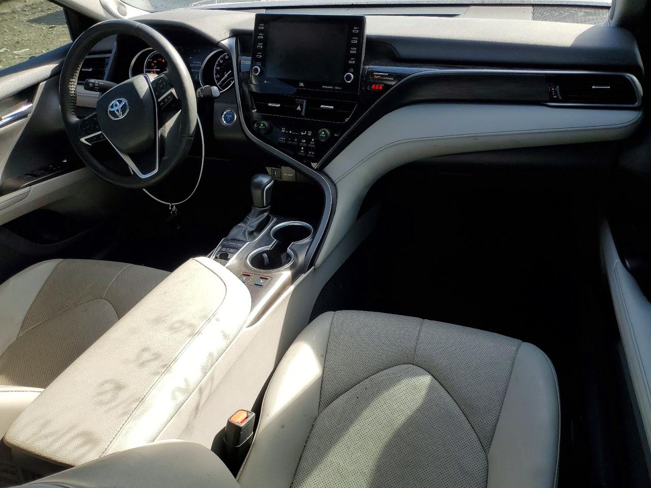 Toyota Camry Xle