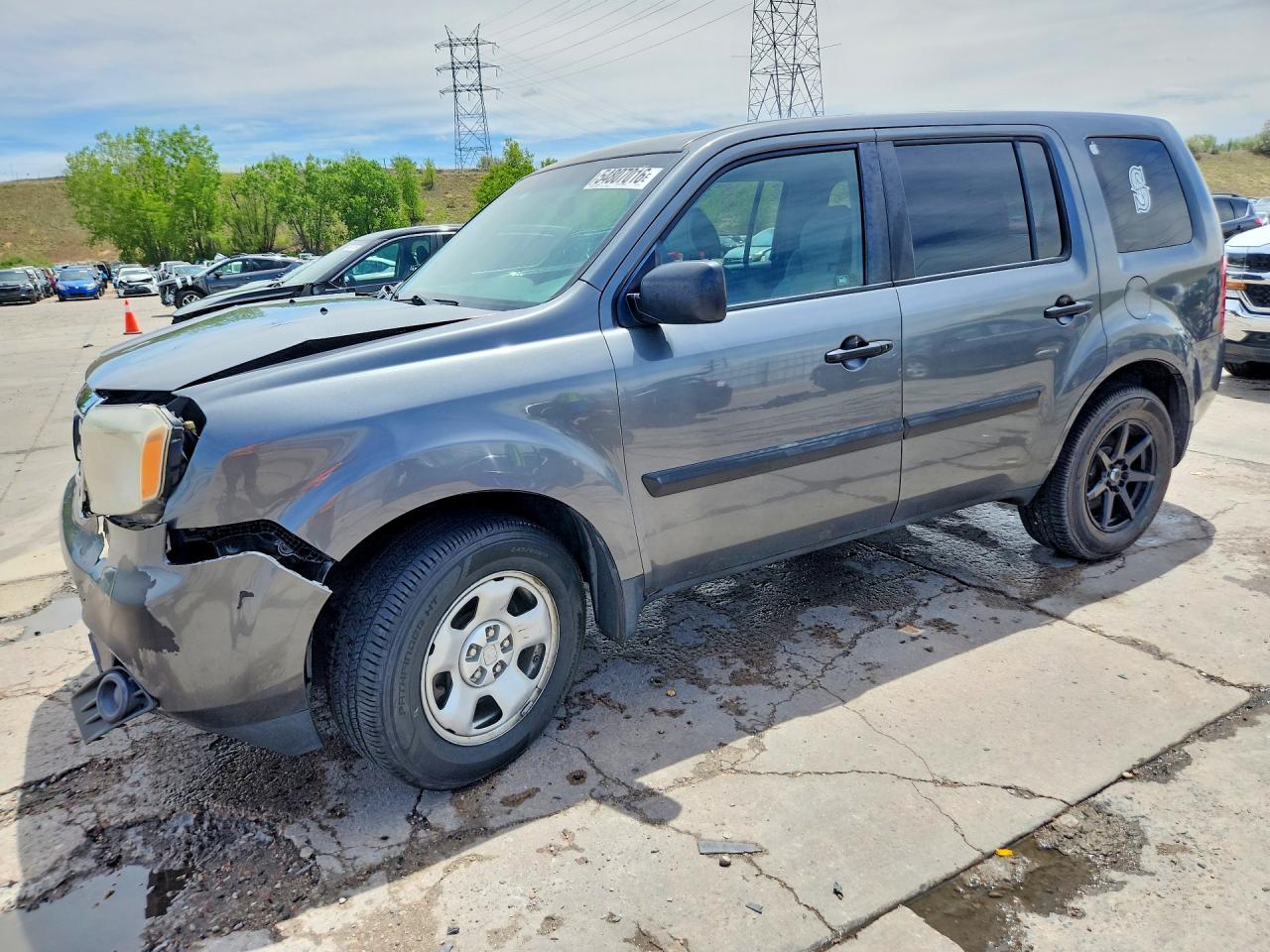 Salvage Honda Pilot Image