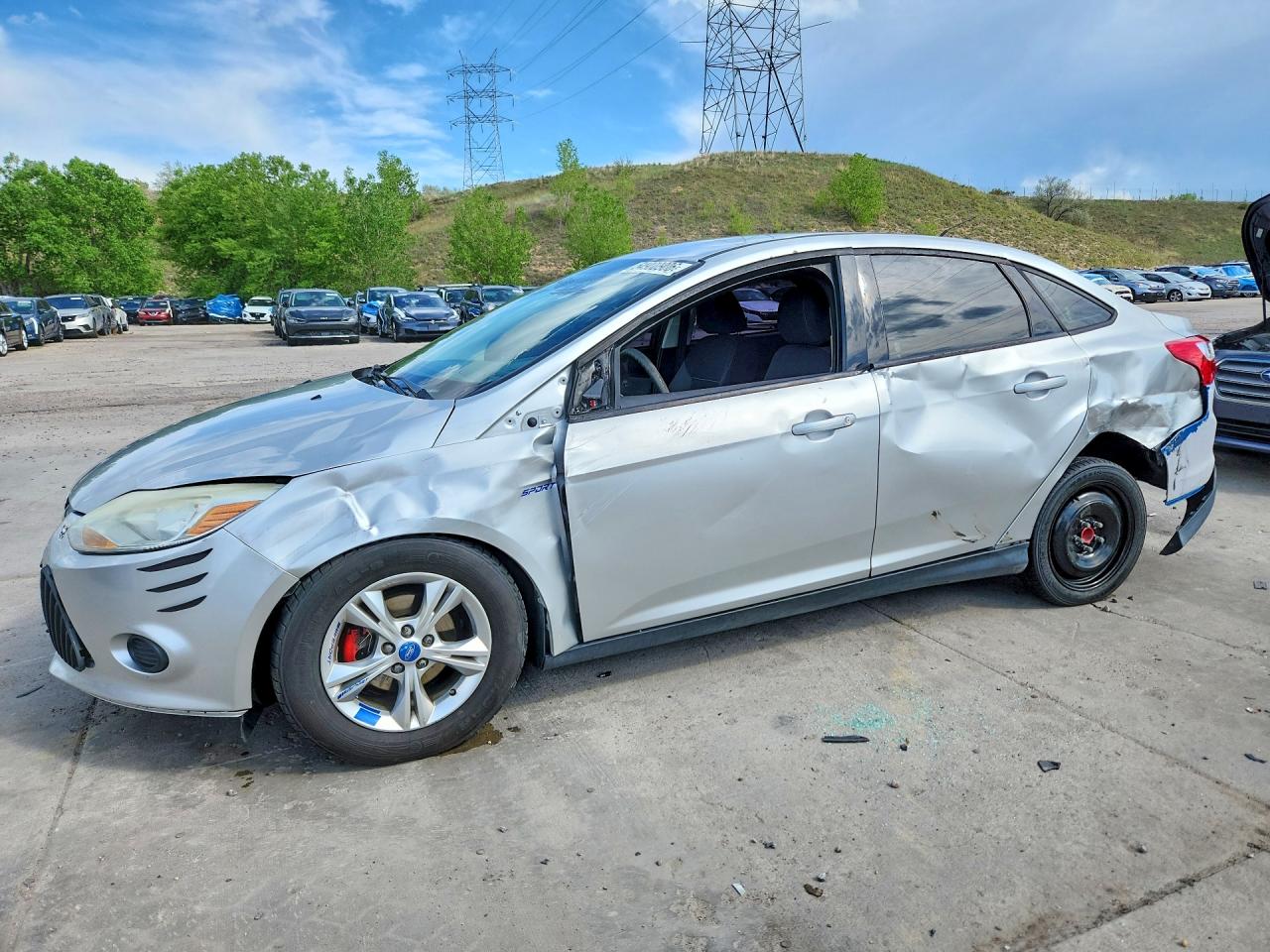 Salvage Ford Focus Image