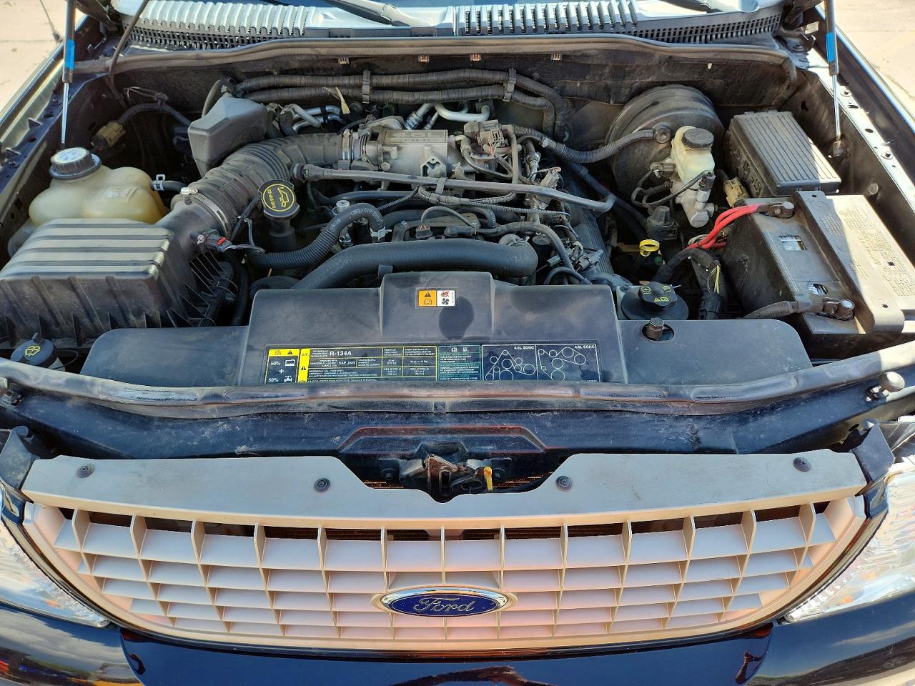 Ford Explorer Eddie Bauer