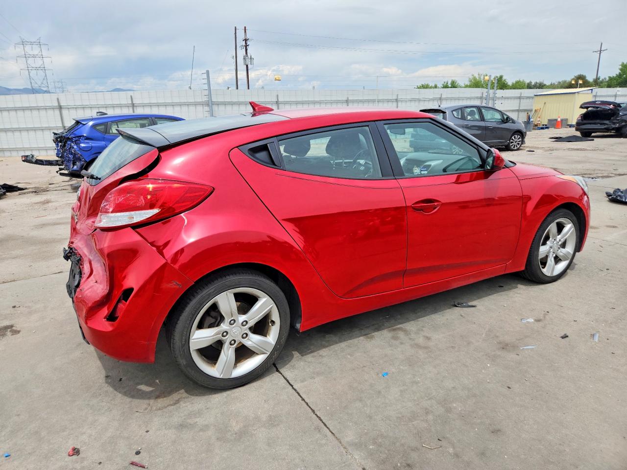 Hyundai VELOSTER Base