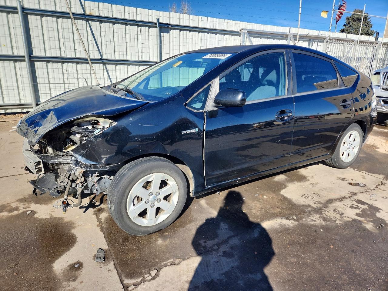 Salvage Toyota Prius Image