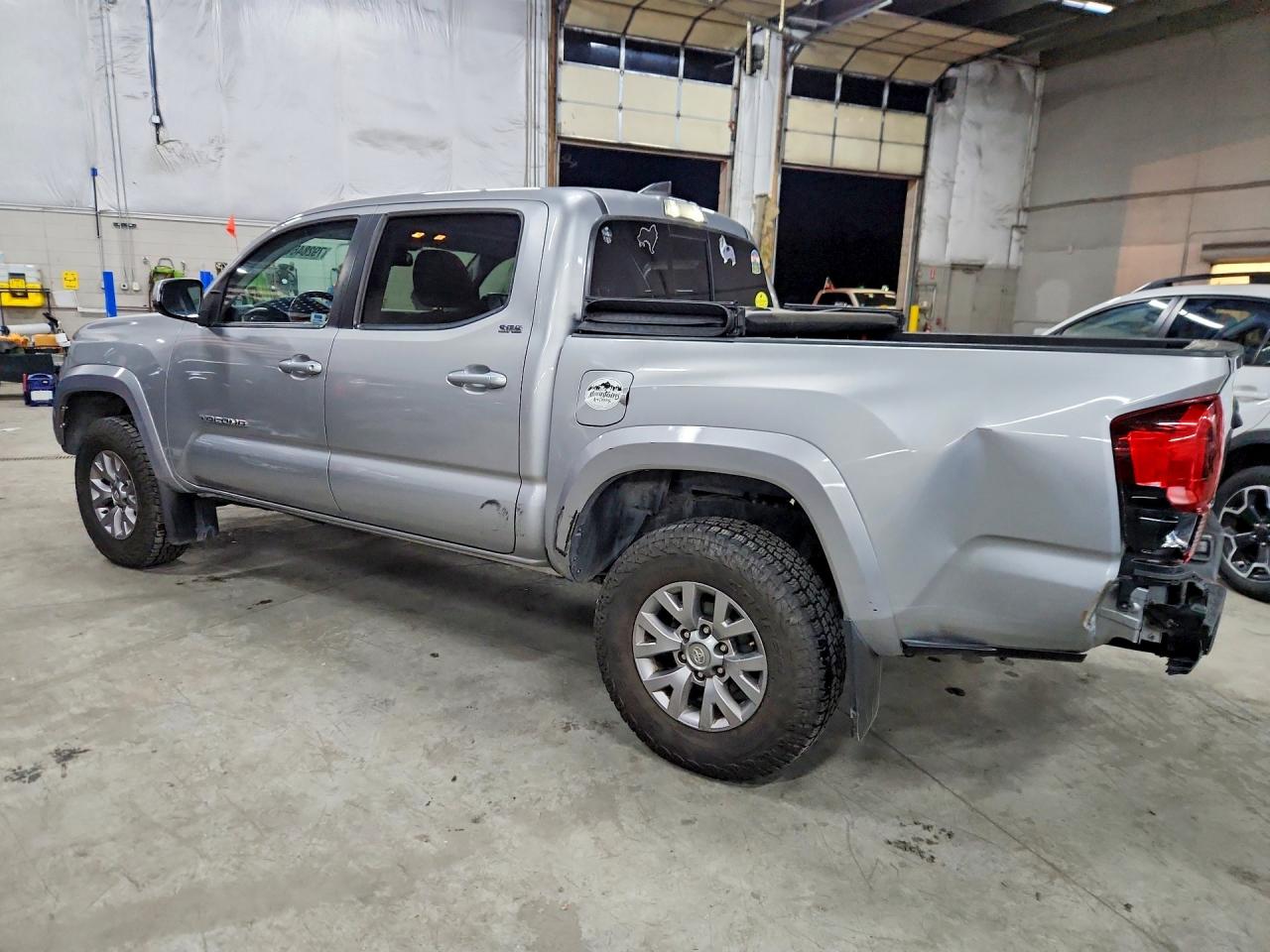 Toyota Tacoma Sr5 V6