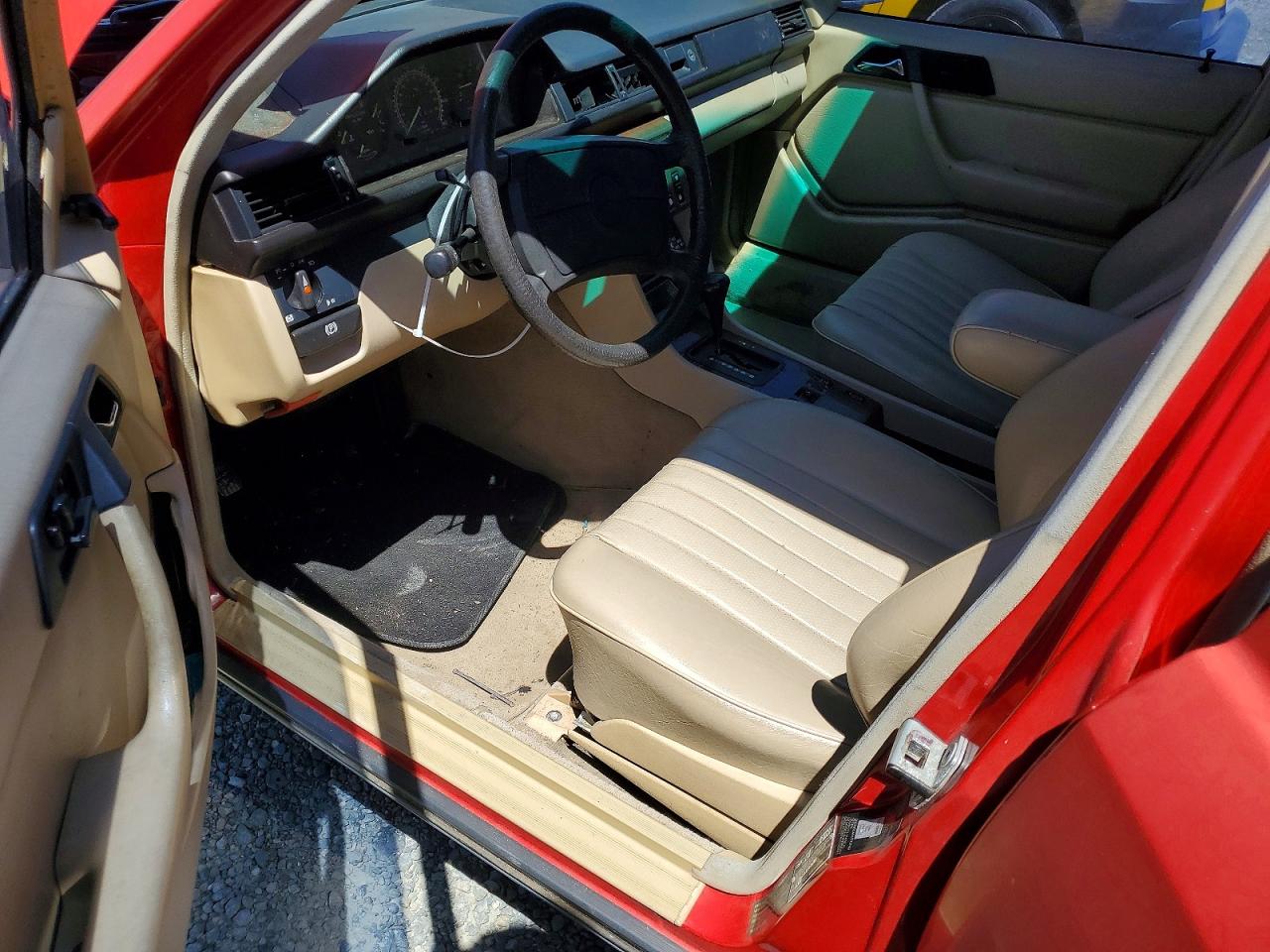 Mercedes-Benz 300-Class E
