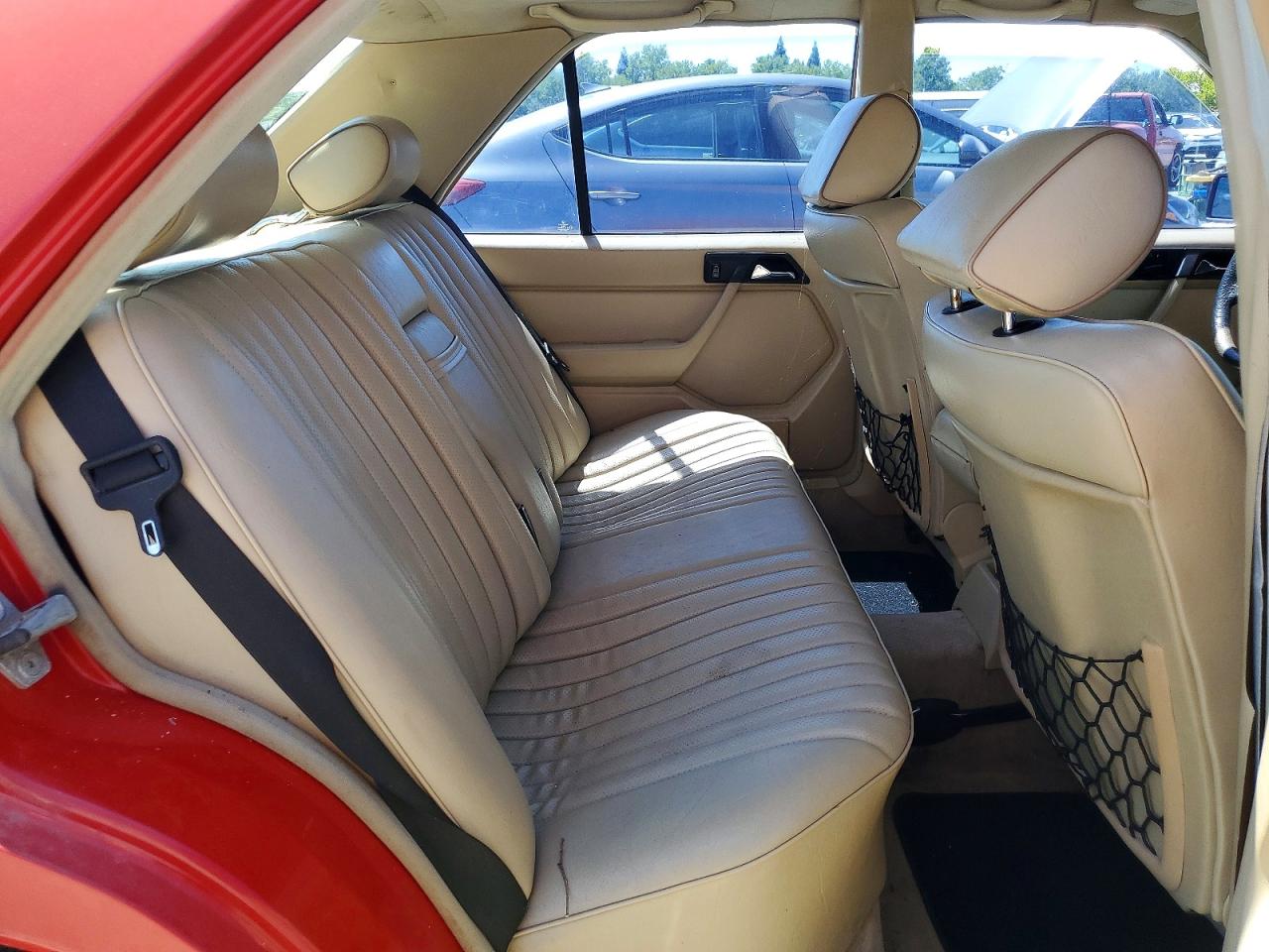 Mercedes-Benz 300-Class E