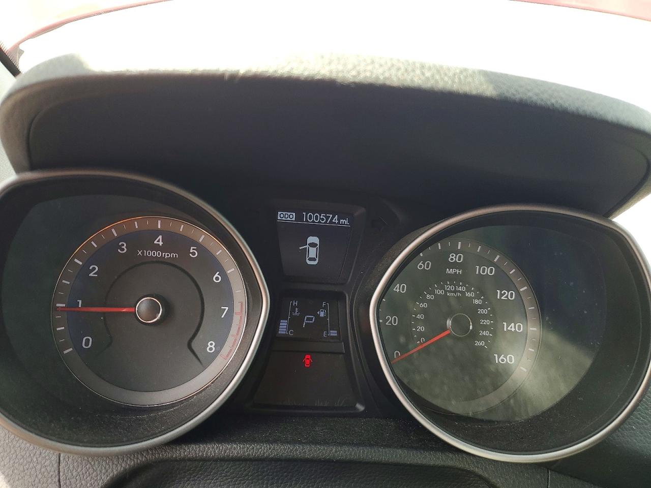 Hyundai ELANTRA Base