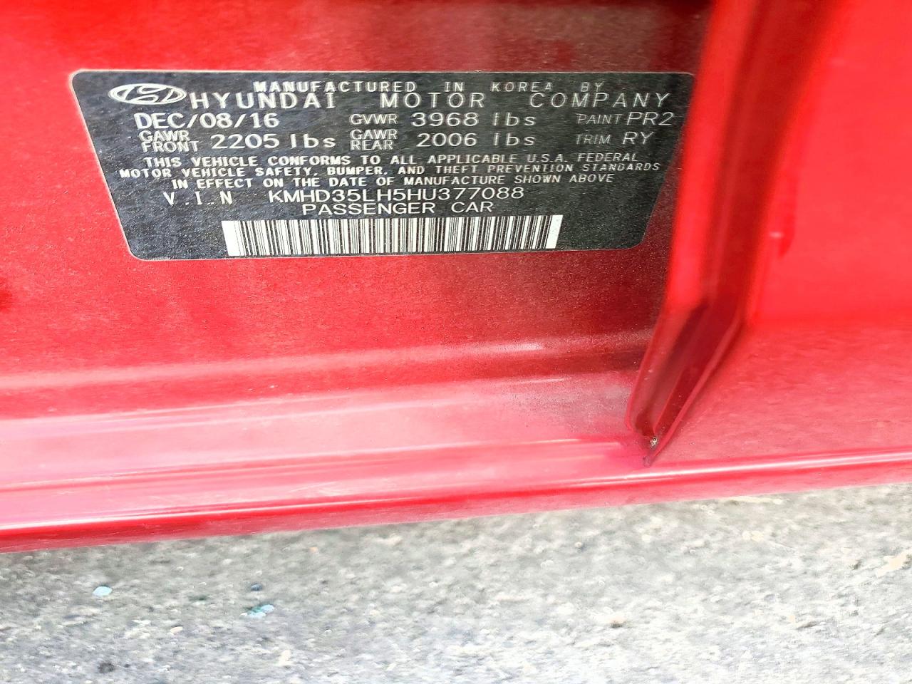 Hyundai ELANTRA Base