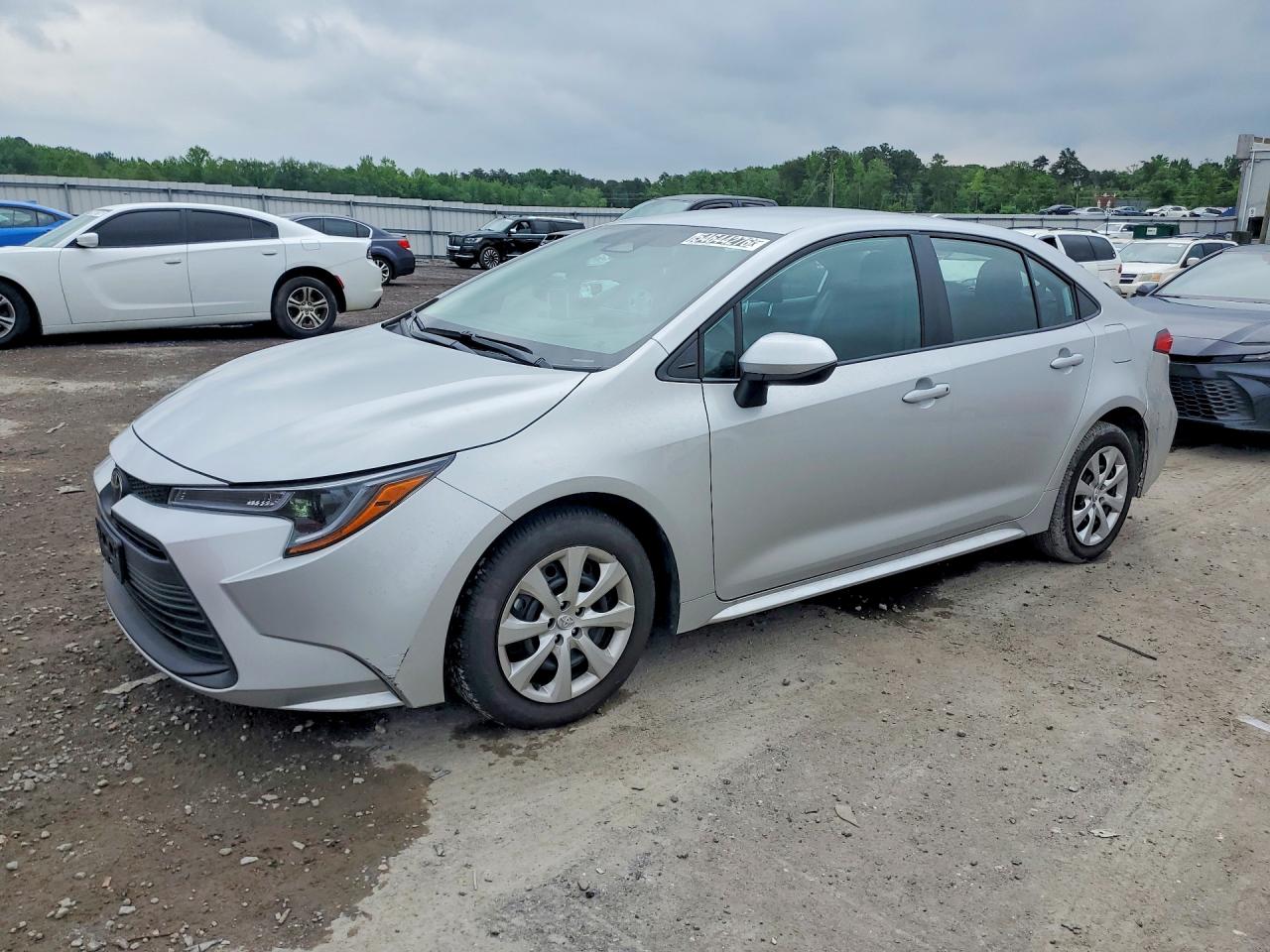 Salvage Toyota Corolla Image