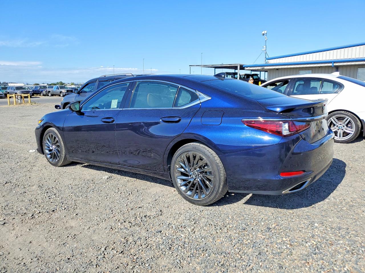 Lexus Es Ultra Luxury