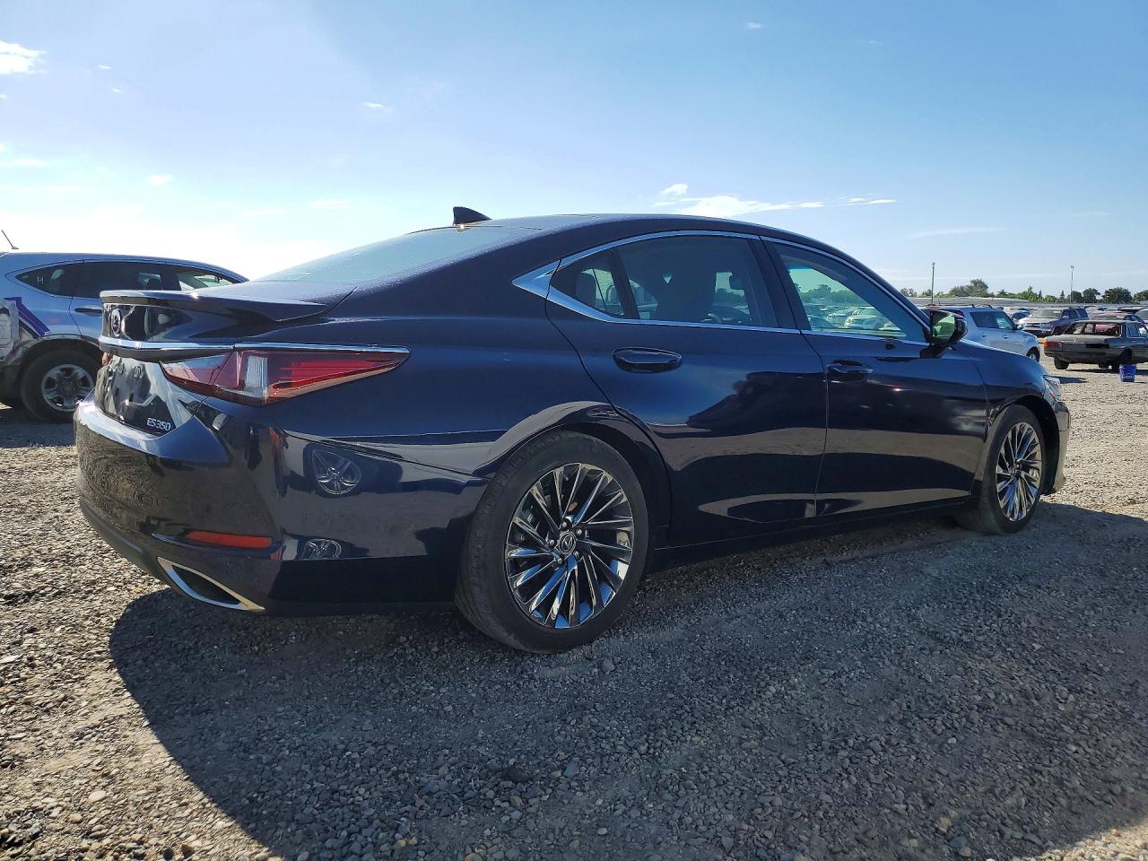 Lexus Es Ultra Luxury