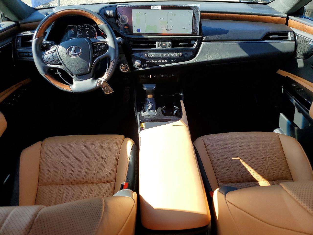 Lexus Es Ultra Luxury