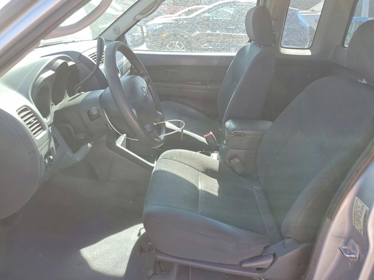 Nissan Frontier King Cab Xe