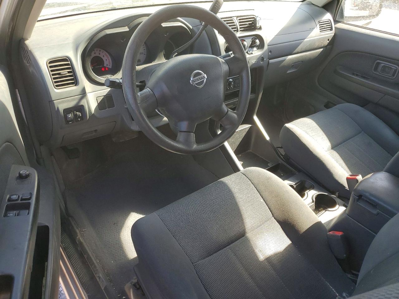 Nissan Frontier King Cab Xe
