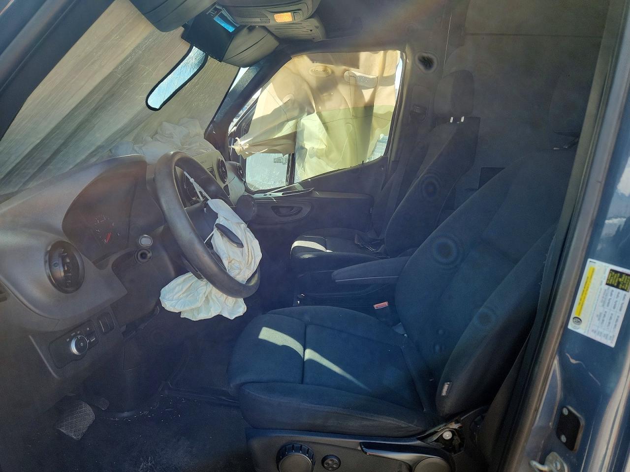 Mercedes-Benz Sprinter 2500