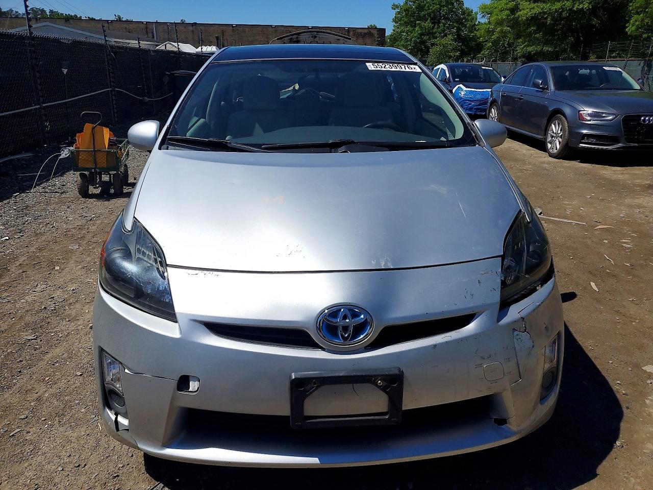Toyota Prius Three