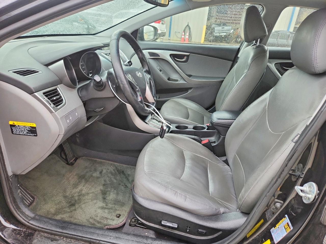 Hyundai ELANTRA Limited