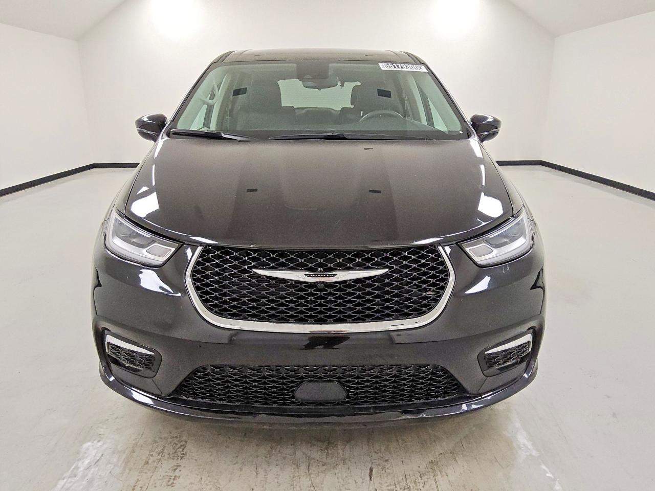 Chrysler Pacifica Touring L