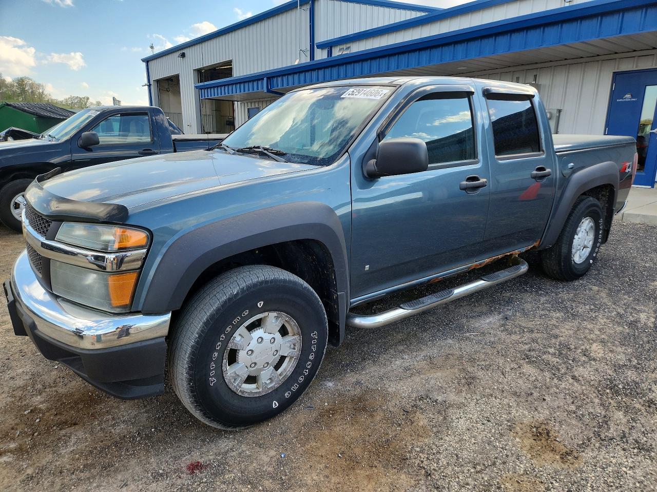 Salvage Chevrolet Colorado Image