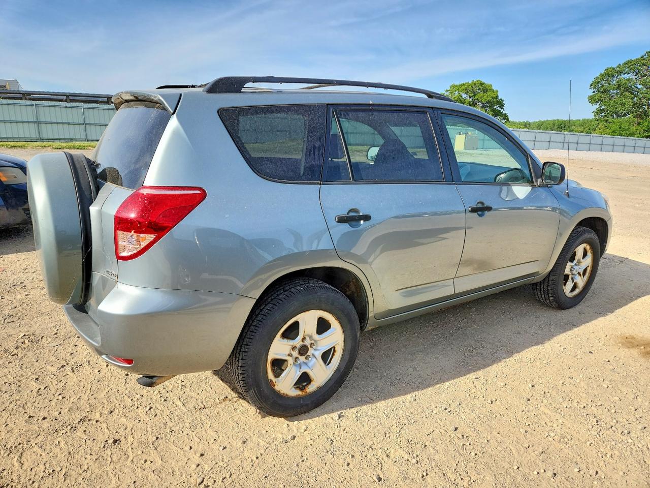 Toyota RAV4 Base
