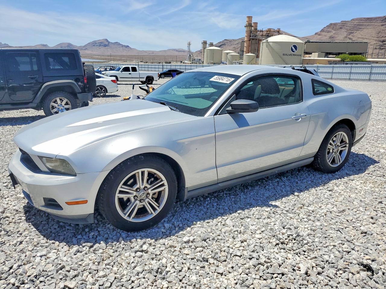 Salvage Ford Mustang Image