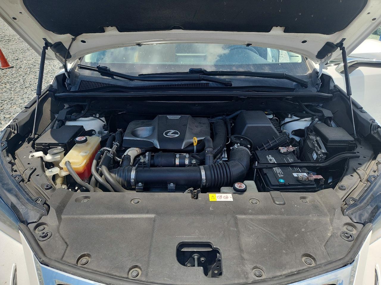 Lexus NX Base